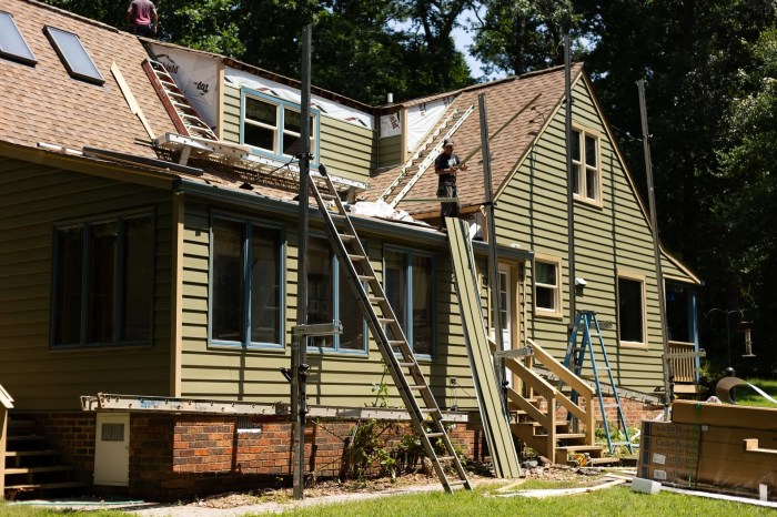 Average price of siding replacement